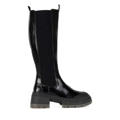 Kozaki Nine West. Czarne kozaki damskie Nine West, bez obcasa, na słupku, bez zapięcia. Za 329.99 zł.