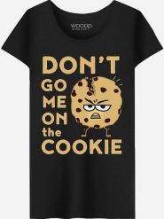 WOOOP Koszulka "Don't go me on the Cookie" w kolorze czarnym rozmiar: L. Czarne bluzki damskie Wooop, l, bez wzorów, z bawełny, bez kołnierzyka, bez ramiączek. Za 70.24 zł.