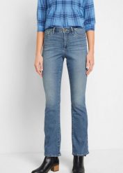 Dżinsy o kroju bootcut ze średnim stanem, z bawełny organicznej. Niebieskie jeansy damskie bonprix. Za 149.99 zł.