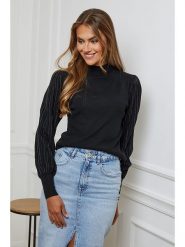 Soft Cashmere Sweter w kolorze czarnym rozmiar: 38/40. Czarne swetry klasyczne damskie Soft Cashmere, bez kołnierzyka. Za 116.33 zł.