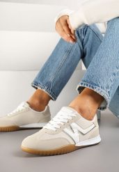 Beżowe Sneakersy Klasyczne Tenisówki Istia. Brązowe obuwie sportowe damskie Renee, z aplikacjami, z jeansu, bez zapięcia. Za 79.99 zł.
