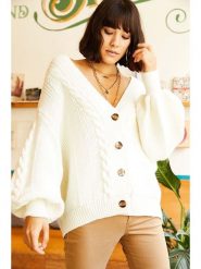 Olalook Kardigan w kolorze kremowym rozmiar: onesize. Brązowe kardigany damskie Olalook, bez wzorów, ze splotem. Za 91.99 zł.