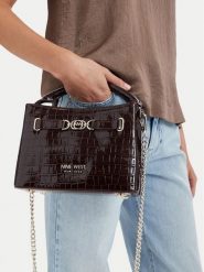 Nine West Torebka EO-CITY GRACE-LDA9420 CROCO Brązowy. Brązowe torebki klasyczne damskie Nine West, ze skóry, bez dodatków. Za 249.99 zł.