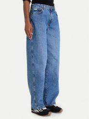 Guess Jeansy W5BA2X D5M47 Niebieski Loose Fit. Niebieskie jeansy damskie Guess. Za 439.99 zł.