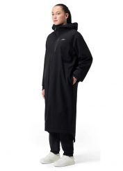 Kurtka Sportowa Parka Speedo Pro Parka. Czarne kurtki sportowe damskie Speedo, bez wzorów, z materiału, z kapturem. Za 943.79 zł.