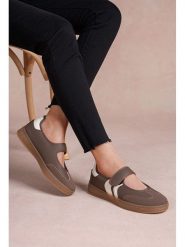 Foreverfolie Slippersy w kolorze brązowym rozmiar: 40. Brązowe balerinki damskie Foreverfolie, bez wzorów. Za 81.95 zł.
