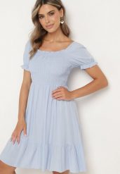 Jasnoniebieska Sukienka z Bawełny z Elastycznym Dekoltem i Falbanką Loridia. Niebieskie sukienki damskie Born2be, bez wzorów, z bawełny, eleganckie, bez ramiączek. W wyprzedaży za 42.49 zł.