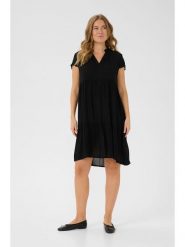 Kaffe Sukienka w kolorze czarnym rozmiar: 40. Czarne sukienki damskie Kaffe, bez wzorów, z wiskozy, klasyczne, bez ramiączek. Za 104.99 zł.
