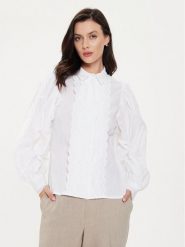 Karen by Simonsen Koszula Nadia 10104854 Biały Regular Fit. Białe koszule damskie Karen by Simonsen, bez wzorów, z bawełny, bez kołnierzyka, bez ramiączek. Za 499.99 zł.