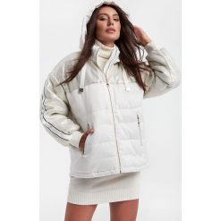 Kurtka LIU JO SPORT. Kurtki sportowe damskie Liu Jo Sport, xs, bez wzorów, bez kaptura. W wyprzedaży za 1,013.67 zł.