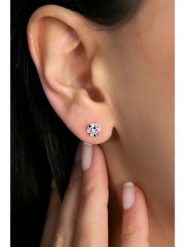 Lodie Silver Srebrne kolczyki-wkrętki z cyrkoniami rozmiar: onesize. Szare kolczyki damskie Lodie Silver, z cyrkonią, srebrne. Za 39.99 zł.