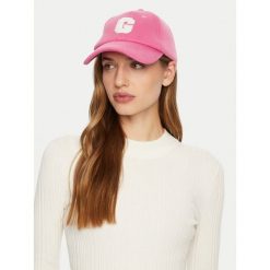 Czapka z daszkiem Guess. Czerwone czapki z daszkiem damskie Guess, z aplikacjami. Za 109.99 zł.