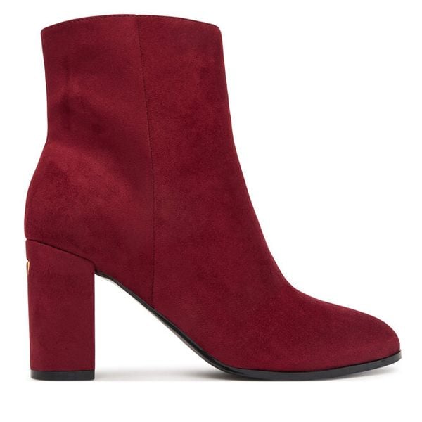 Botki Guess. Czerwone botki damskie Guess, bez obcasa, na słupku, bez zapięcia. Za 544.99 zł.