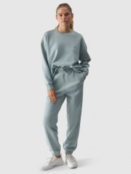 4F Spodnie dresowe joggery damskie - turkusowe XXL. Niebieskie spodnie dresowe damskie 4F, s, bez wzorów, z bawełny. W wyprzedaży za 59.99 zł.