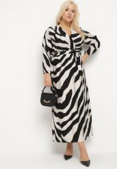 Czarna Rozkloszowana Sukienka z Kopertowym Dekoltem i Materiałowym Paskiem Norandria. Czarne sukienki damskie Born2be, bez wzorów, z materiału, eleganckie, bez ramiączek. Za 49.99 zł.