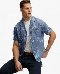 Superdry Krótki rękaw koszula plażowa z nadrukiem bawełna-len. Niebieskie koszule damskie Superdry, na lato, xl, bez wzorów, z bawełny, bez kołnierzyka, bez ramiączek. Za 280.40 zł.