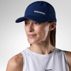 Czapka z daszkiem Rossignol Active. Niebieskie czapki z daszkiem damskie Rossignol, bez wzorów. Za 159.99 zł.