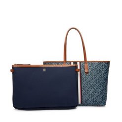 Torebka Tommy Hilfiger. Niebieskie shopper bag Tommy Hilfiger, bez wzorów, bez dodatków. Za 849.99 zł.