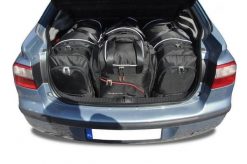 Torby Do Bagażnika Renault Laguna Hatchback 2001-2007 4Szt Kjust. Czarne torby podróżne KJUST, bez wzorów, z kauczuku. Za 1,227.00 zł.