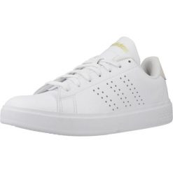 Buty ADIDAS ADVANTAGE 2.0 Biały. Białe obuwie trekkingowe damskie Adidas, z materiału, bez zapięcia. Za 340.30 zł.