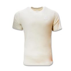 Koszulka sportowa Nike Club T-shirt. Białe koszulki sportowe damskie Nike, l, bez wzorów, bez ramiączek, do koszykówki. Za 72.00 zł.