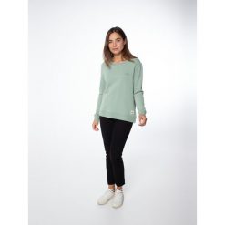 Bluza damska Protest NXGCAMELLE sweatshirt. Zielone bluzy damskie Protest, bez wzorów, bez kaptura. W wyprzedaży za 135.00 zł.