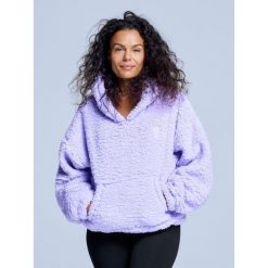 Bluza z kapturem Fluffy - damska - na cztery pory roku - Teddy - liliowa. Fioletowe bluzy damskie POEDERBAAS, na zimę, xs, bez wzorów, z poliesteru, z kapturem. W wyprzedaży za 221.12 zł.