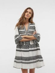 Vero Moda Sukienka w kolorze biało-czarnym rozmiar: S. Białe sukienki damskie Vero Moda, bez wzorów, z bawełny, bez ramiączek. Za 122.96 zł.