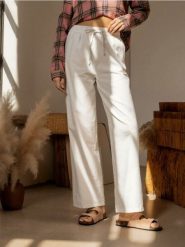 Jeansy wide leg - biały. Białe jeansy damskie Sinsay. Za 49.99 zł.