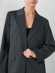 Taliowany żakiet - szary. Szare marynarki i żakiety damskie Sinsay, l, bez wzorów. Za 79.99 zł.