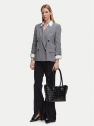 KARL LAGERFELD Torebka B3W30046 Czarny. Czarne listonoszki damskie KARL LAGERFELD, bez wzorów, ze skóry, bez dodatków. Za 999.99 zł.
