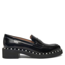Lordsy Stuart Weitzman. Czarne półbuty damskie Stuart Weitzman, bez wzorów, bez obcasa, bez zapięcia. Za 1,629.00 zł.
