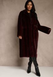 Bordowy Futrzany Płaszcz Oversize z Kieszeniami z Klapami Zellnessa. Czerwone płaszcze damskie Renee, l, bez wzorów, z futra, bez kaptura. Za 329.99 zł.
