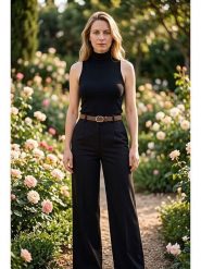 SOULSHAE Spodnie w kolorze czarnym rozmiar: L/XL. Czarne spodnie materiałowe damskie SOULSHAE, bez wzorów, z materiału. Za 109.95 zł.