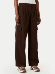 Calvin Klein Jeans Spodnie cargo LV047F623G Brązowy ciemny Relaxed Fit. Brązowe spodnie materiałowe damskie Calvin Klein Jeans, bez wzorów, z bawełny. Za 409.99 zł.