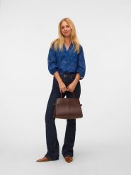 Vero Moda Bluzka w kolorze granatowym rozmiar: L. Niebieskie bluzki damskie Vero Moda, l, bez wzorów, bez kołnierzyka, bez ramiączek. Za 114.95 zł.