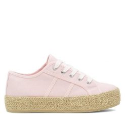 Espadryle DeeZee. Czerwone espadryle damskie DeeZee, bez wzorów, bez obcasa. Za 69.99 zł.