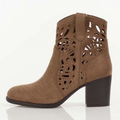 Brązowe botki damskie na słupku M.Daszyński Sa250-5. Brązowe botki damskie M.Daszyński, na jesień, z jeansu, boho, z okrągłym noskiem, bez obcasa, na obcasie, bez zapięcia. Za 229.00 zł.