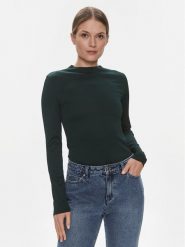 JDY Bluzka Filipa 15305339 Zielony Slim Fit. Zielone bluzki damskie JDY, l, bez wzorów, z syntetyku, bez kołnierzyka, bez ramiączek. W wyprzedaży za 49.99 zł.