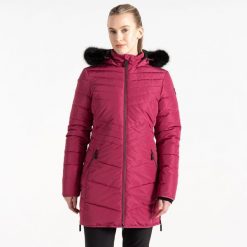 Kurtka narciarska damska Striking IV. Czerwone kurtki sportowe damskie Dare 2b, na zimę, bez wzorów, bez kaptura. W wyprzedaży za 409.99 zł.