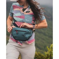 Torba nerka wodoszczelna Pelican Exodry. Niebieskie nerki i saszetki damskie PELICAN, bez wzorów. Za 229.00 zł.