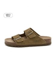 Teegu Skórzane klapki w kolorze khaki rozmiar: 36. Brązowe klapki damskie teegu, bez wzorów, z otwartym noskiem, bez obcasa, bez zapięcia. Za 130.99 zł.