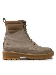 Clarks Trapery PragueStyle K. 261749026 Brązowy. Brązowe kozaki dziewczęce Clarks, bez wzorów, ze skóry, bez obcasa, bez zapięcia. Za 369.99 zł.