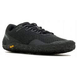 Buty sportowe damskie Merrel Vapro Glove 6. Czarne obuwie sportowe damskie Merrell, bez zapięcia, do biegania. W wyprzedaży za 449.99 zł.