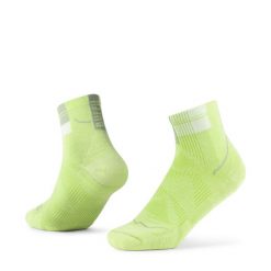 Skarpetki Buff COOLNET® QUARTER SOCK CQ LIME S. Zielone skarpetki damskie Buff, bez wzorów, z elastanu. Za 99.90 zł.