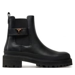 Botki Guess. Czarne botki damskie Guess, bez obcasa, na płaskiej podeszwie, bez zapięcia. Za 719.99 zł.