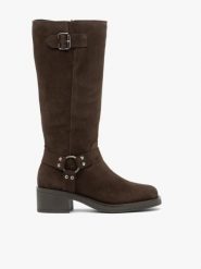 Ciemnobrązowe kozaki biker boots ocieplane kożuchem. Brązowe kozaki damskie Ryłko, na zimę, ze skóry, bez obcasa, na obcasie, bez zapięcia. W wyprzedaży za 479.99 zł.