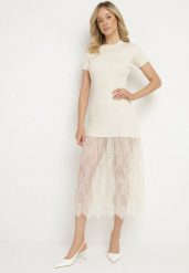 Beżowa Prążkowana Sukienka z Koronkowym Dołem Vilzedi. Brązowe sukienki damskie Born2be, bez wzorów, z koronki, eleganckie, bez ramiączek. Za 169.99 zł.