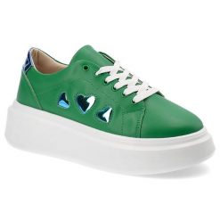Zielone Sneakersy Artiker Stylowe Obuwie Damskie Z Serduszkami. Zielone obuwie sportowe damskie Artiker, na wiosnę, z materiału, bez zapięcia. Za 179.00 zł.