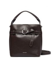 Calvin Klein Torebka Buckle Mini Bucket Crossbody LV04F3550G Brązowy. Brązowe torebki klasyczne damskie Calvin Klein, ze skóry, bez dodatków. Za 569.99 zł.